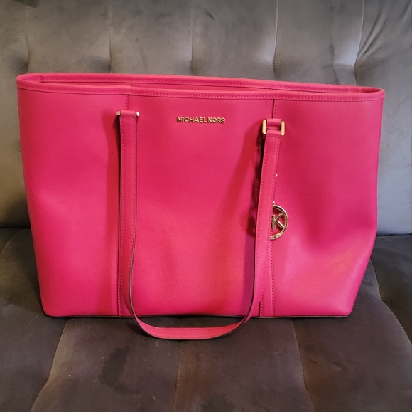 Michael Kors Pink Tote Large - Picture 2 of 4
